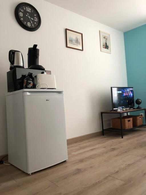 Superbe Appartement Meuble Refait A Neuf Tricastin П'єрлат Екстер'єр фото